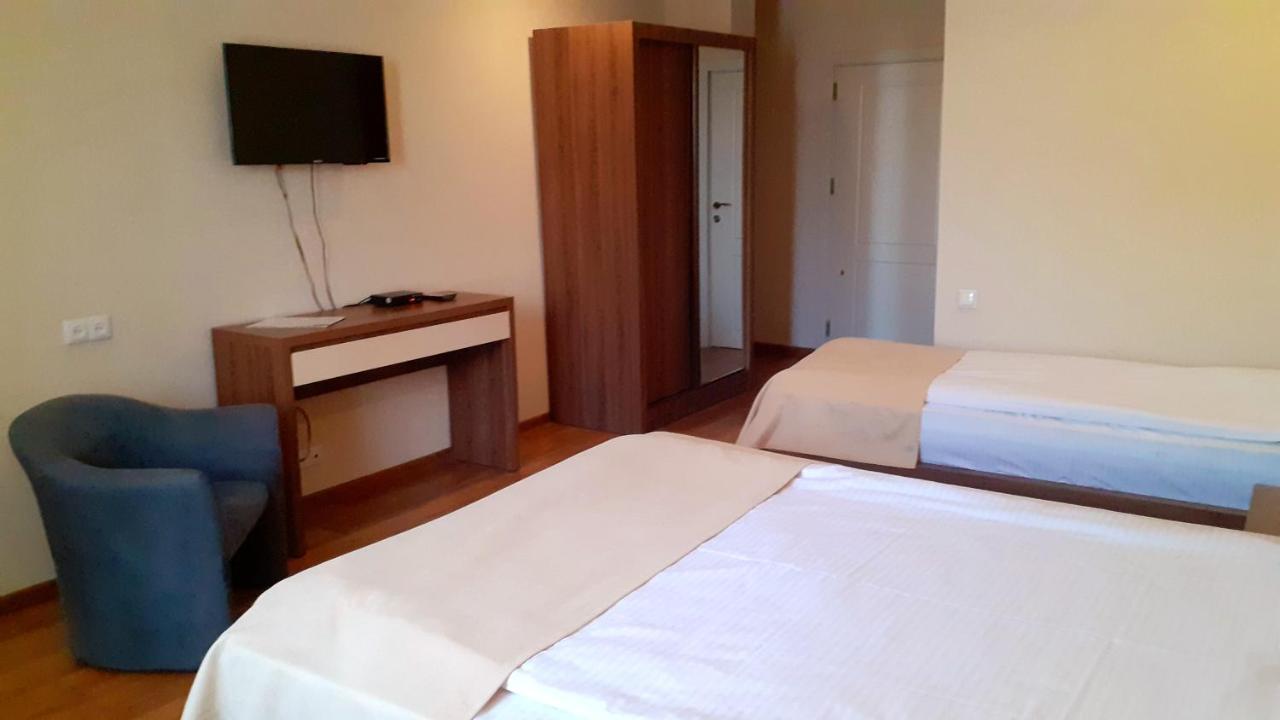 Hotel Lile Тбілісі Екстер'єр фото