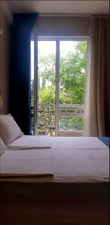 Hotel Lile Тбілісі Екстер'єр фото