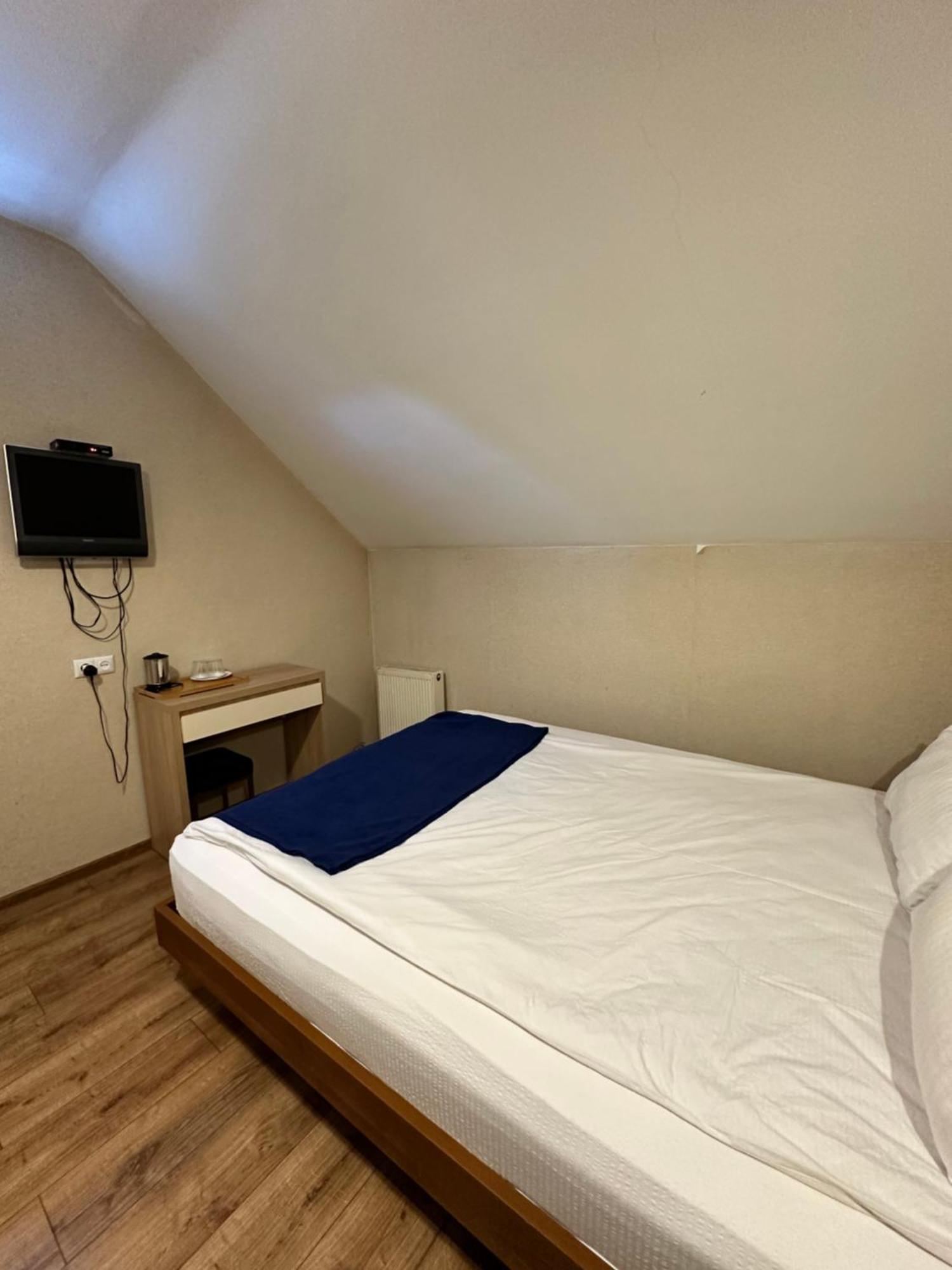 Hotel Lile Тбілісі Екстер'єр фото